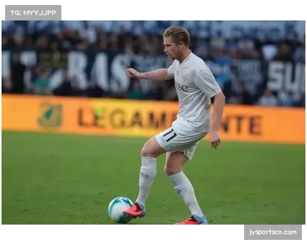 那不勒斯德布劳内回撤组织调度 麦克托米奈前插扮演二前锋